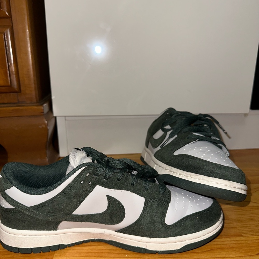 Nike Dunk Low Next Nature Grey and Green - Picture 4 of 5